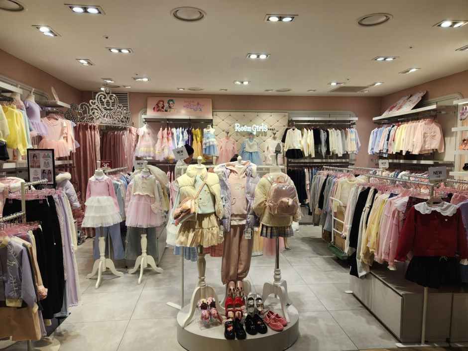 로엠걸즈 NC 신구로점