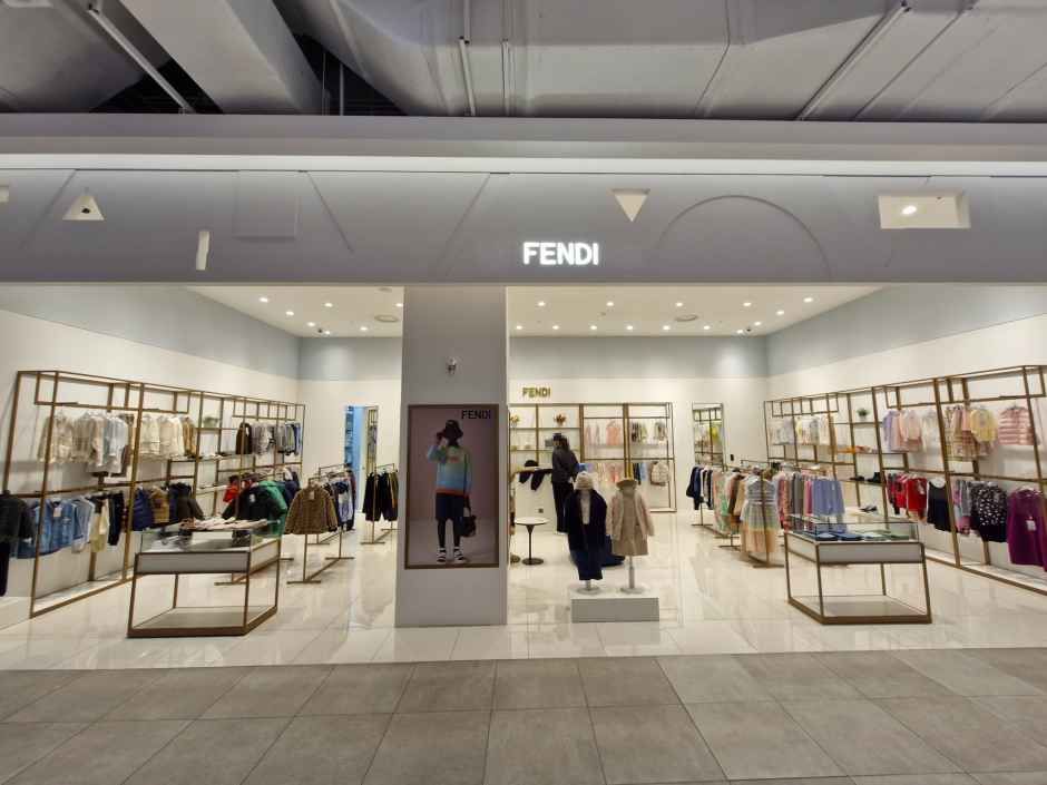 Fendi Kids Hyundai Premium Outlet Gimpo Branch