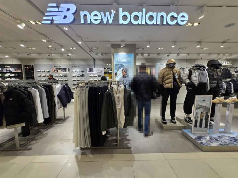 New Balance Hadan-dong Branch [Tax Refund Shop](뉴발란스 하단동점)