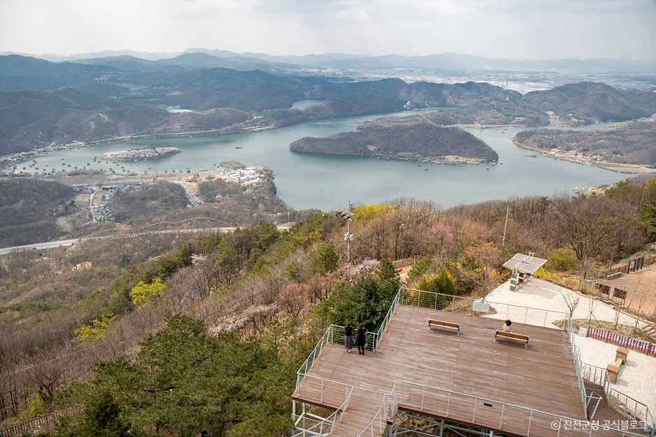 韓半島地形展望公園