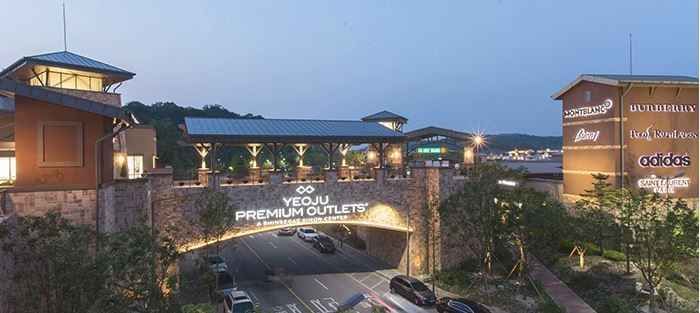 [事後免税店] Triumph（トライアンフ）・新世界サイモンプレミアムアウトレットヨジュ（驪州）店(트라이엄프 엘르 신세계사이먼프리미엄아울렛 여주점)