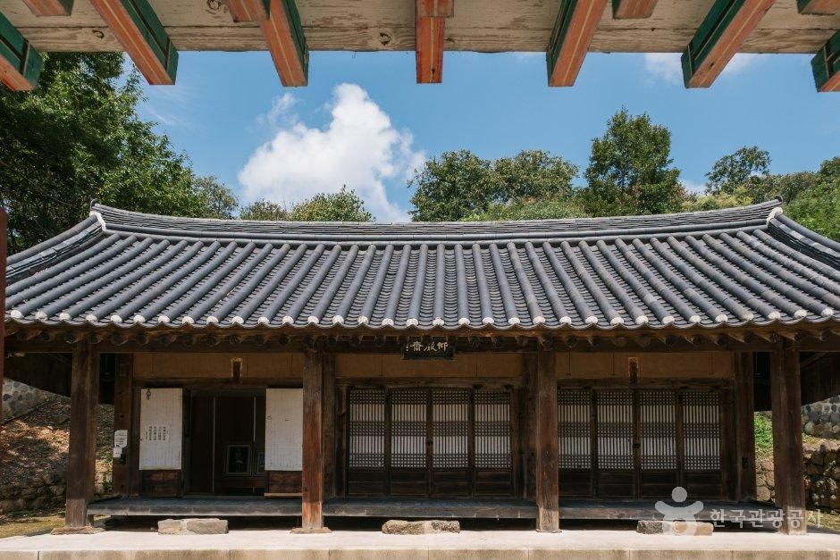 경기_연천_숭의전지_외부_7.jpg