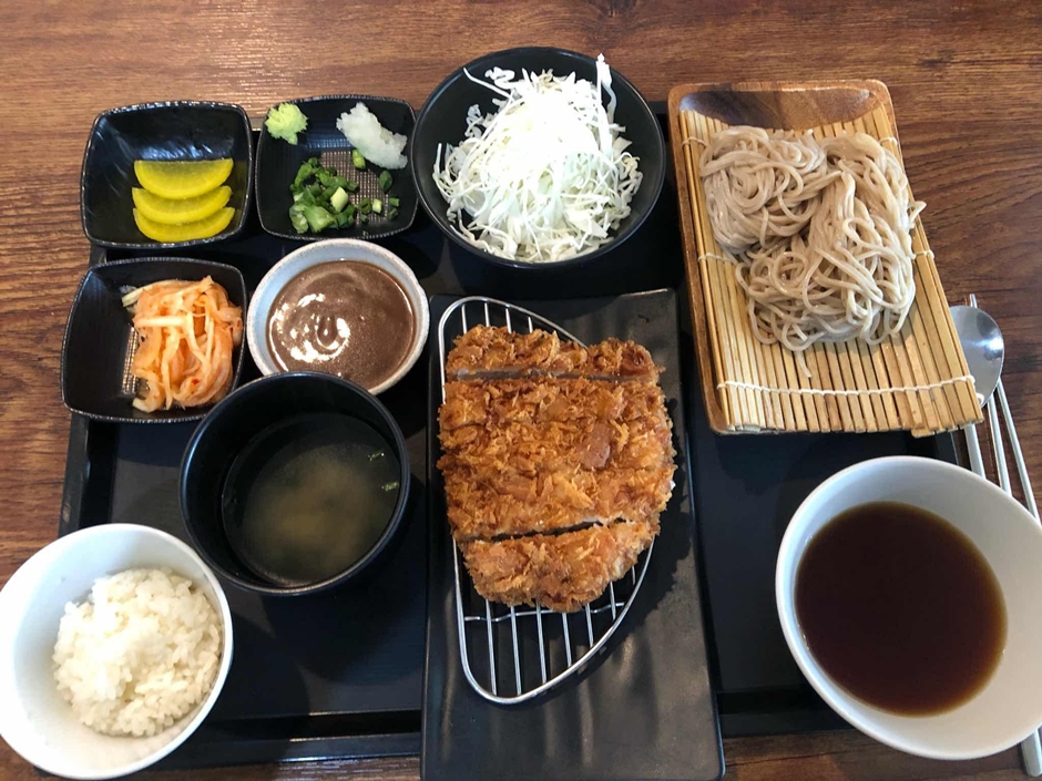 Seongbuk Donkkaseu