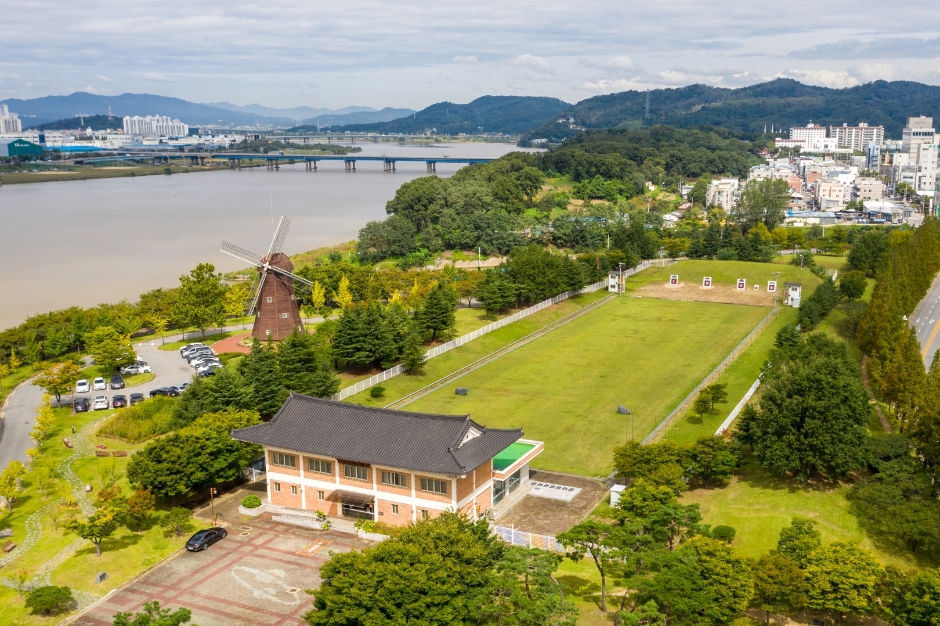 同楽公園