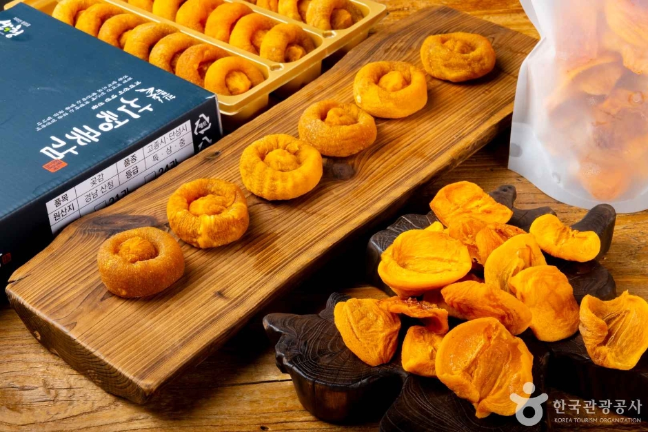 Sancheong Dried Persimmons 2