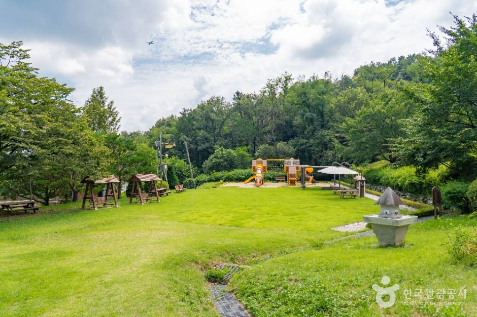 绿山森林浴场