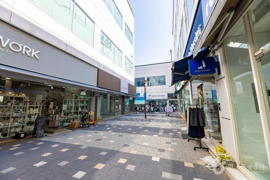 인천_아이즈빌아울렛 (10).jpg
