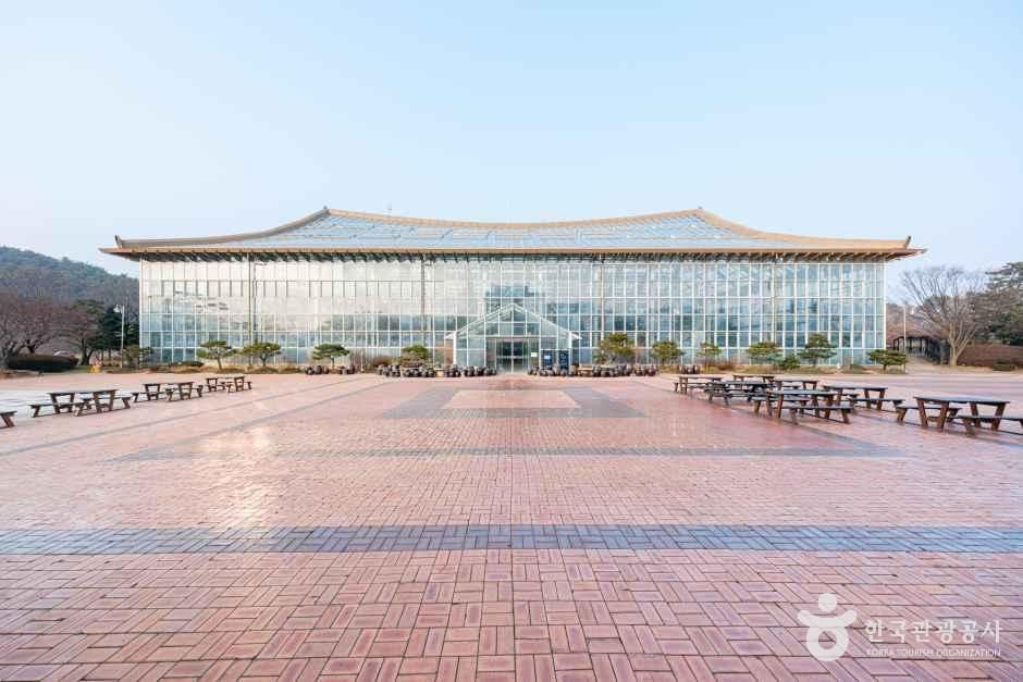 경기_화성_화성 우리꽃식물원_외부_1.jpg