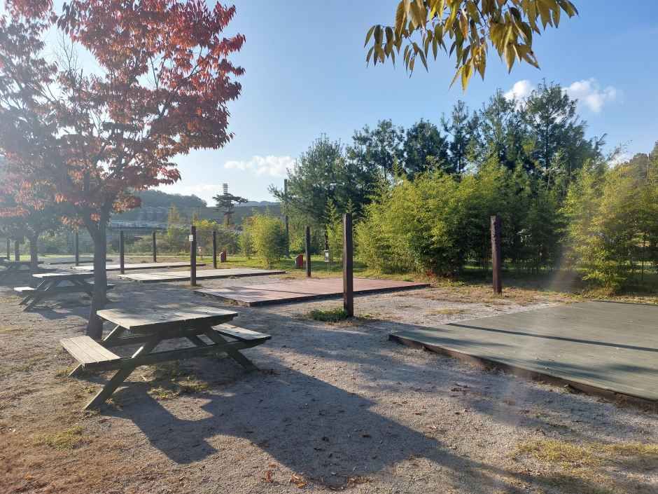 김천부항댐 산내들 오토캠핑장