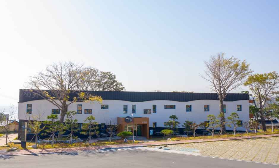 포항_구룡포생활문화센터(아라예술촌) (3).jpg