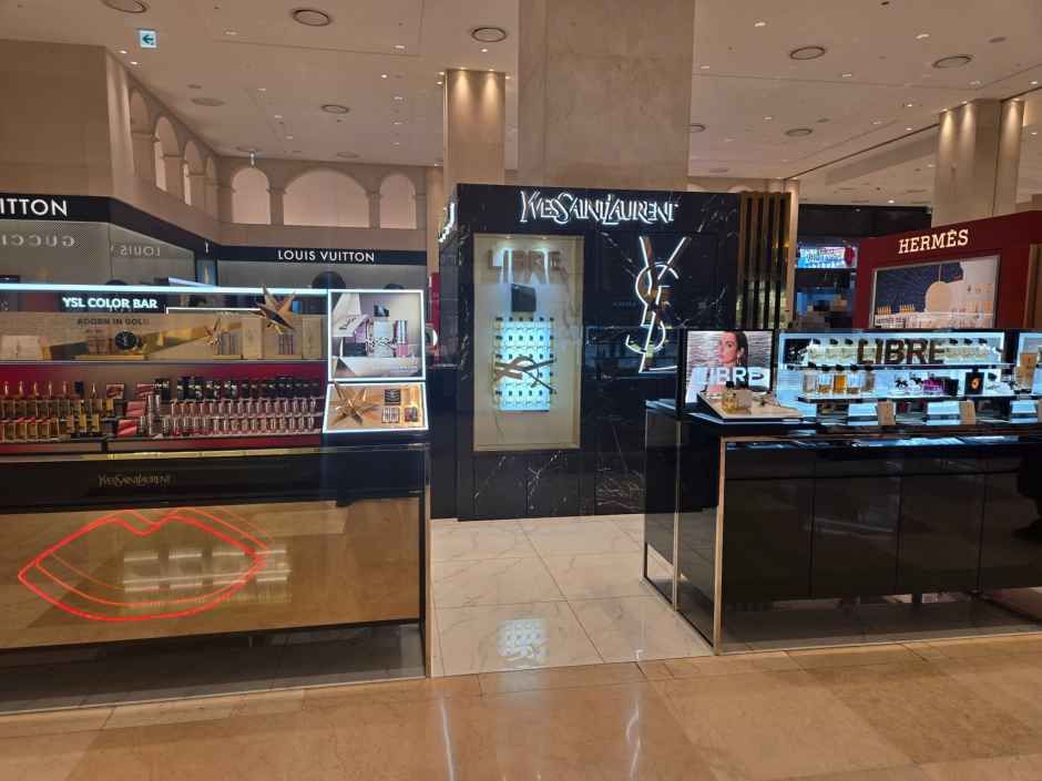 [事後免税店]YSL（イブ・サンローラン）ビューティー・新世界百貨店サウスシティ店