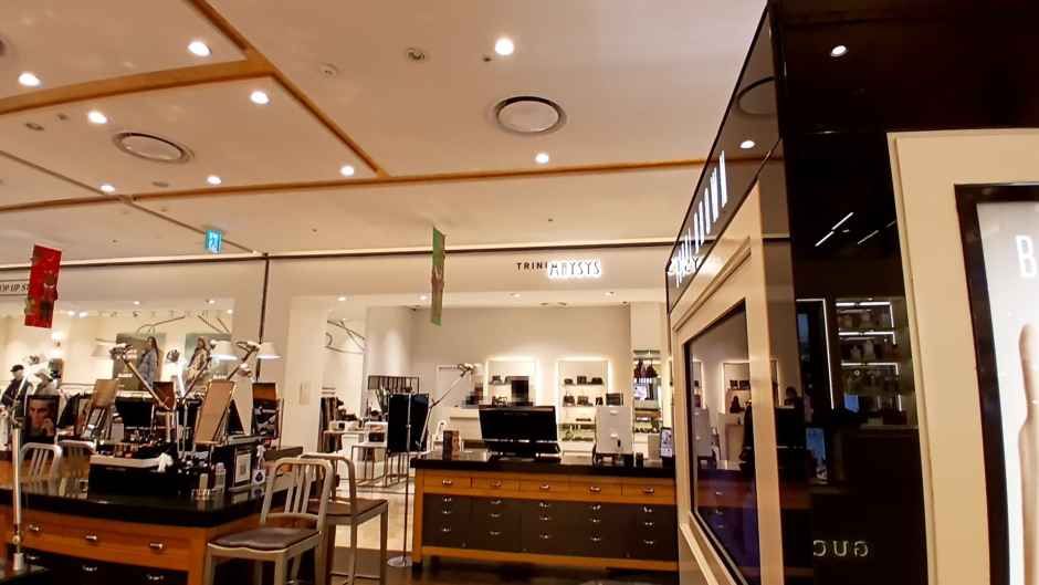 Macy's - Lotte Department Store Cheongnyangni Branch [Tax Refund Shop] (메이시스 롯데백화점 청량리점)