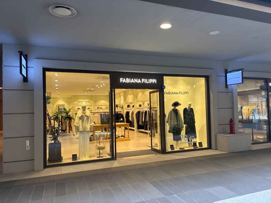Fabiana Filippi Lotte Premium Outlets East Busan Branch