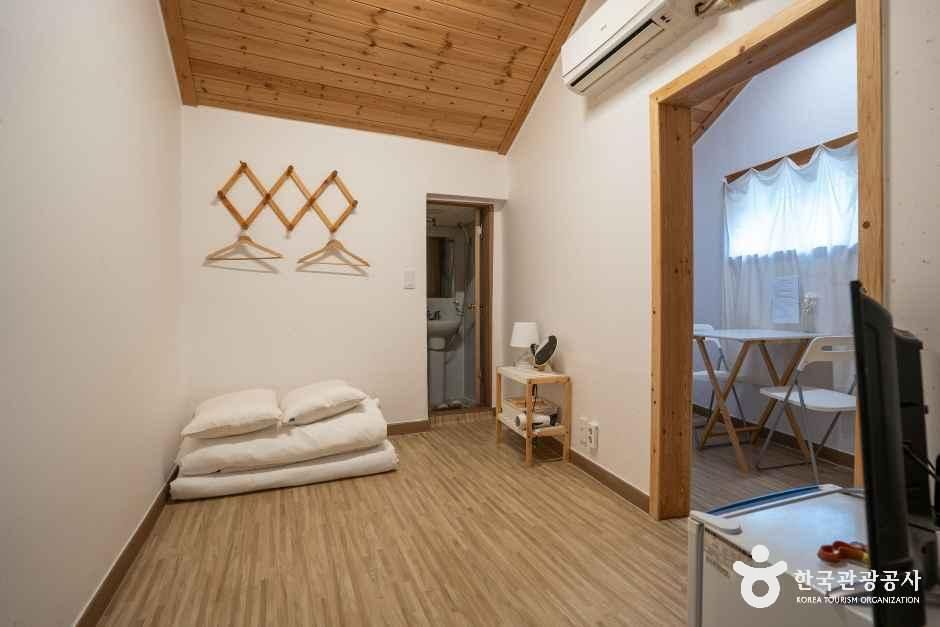 전주 한옥마을 백년한옥
