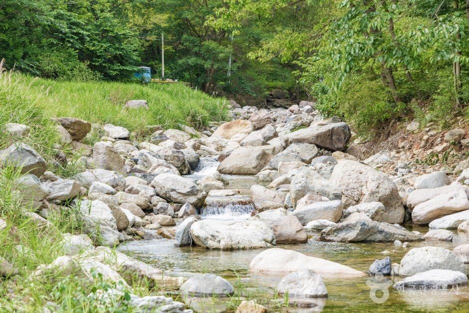 지장산 응회암 (한탄강 유네스코 세계지질공원)