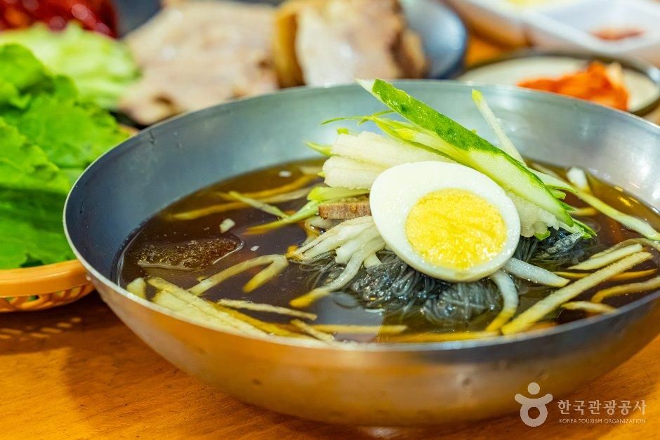 함흥냉면옥