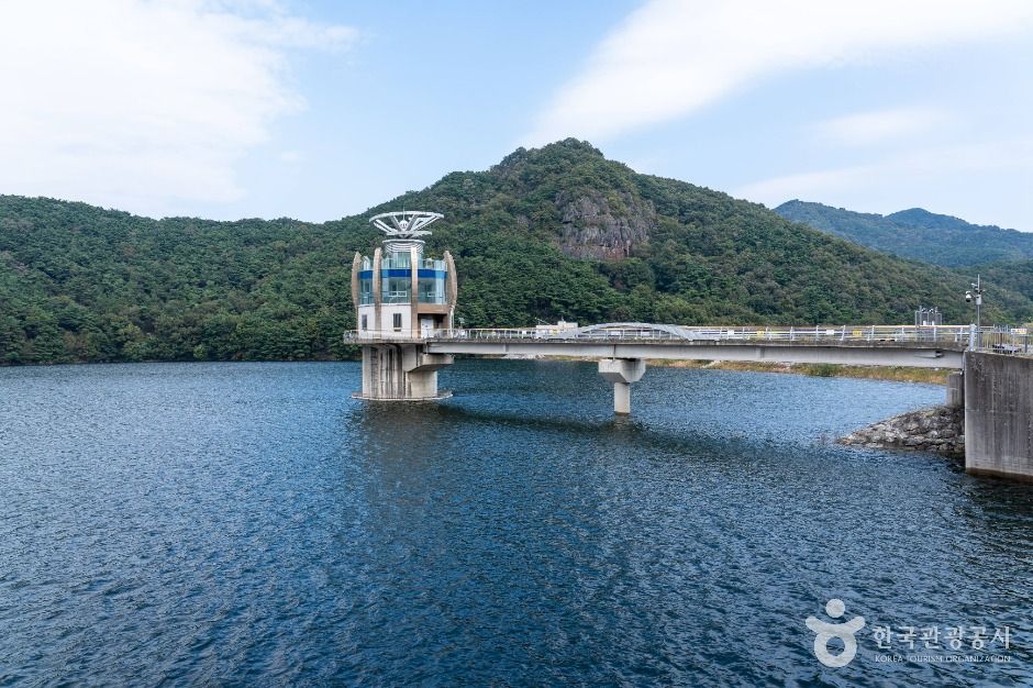 潭阳湖