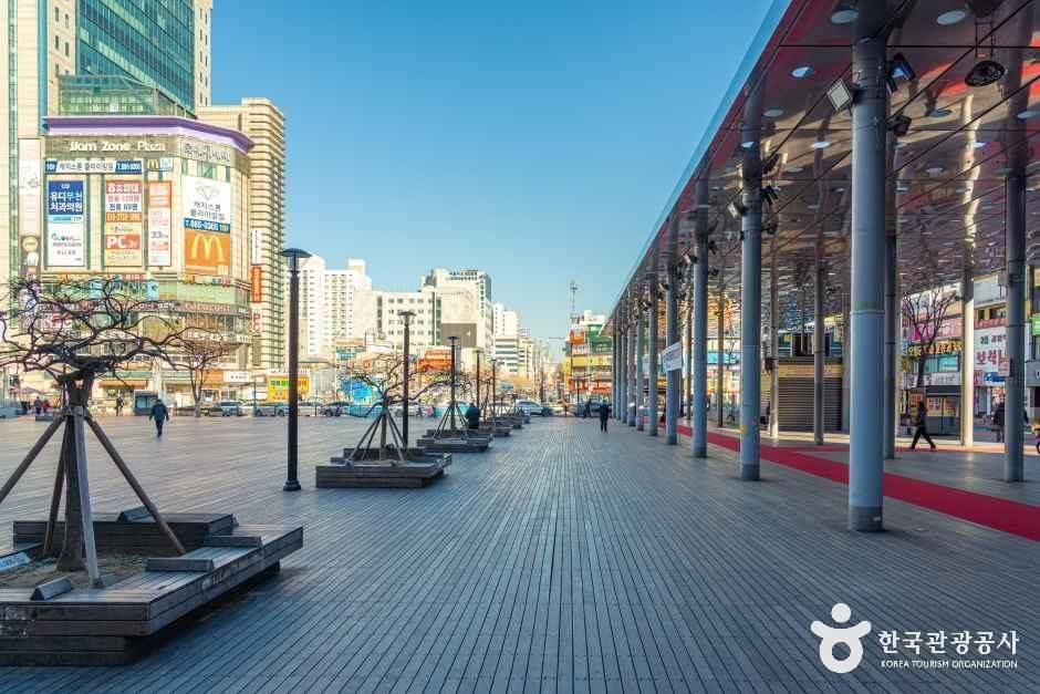 부천역 마루광장