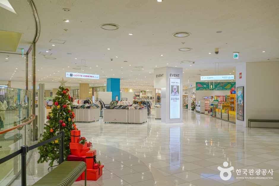 진주_롯데몰 진주점 (4).jpg