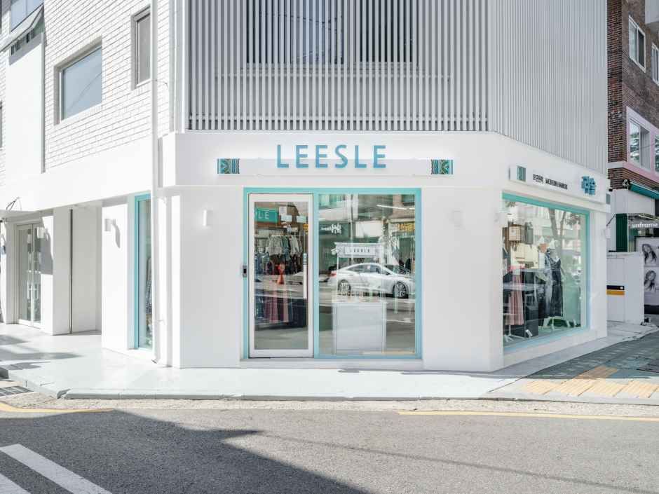 LEESLE弘大店