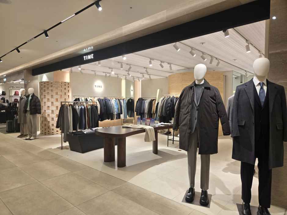 TIME HOMME Shinsegae Department Store South City Branch [Tax Refund Shop]