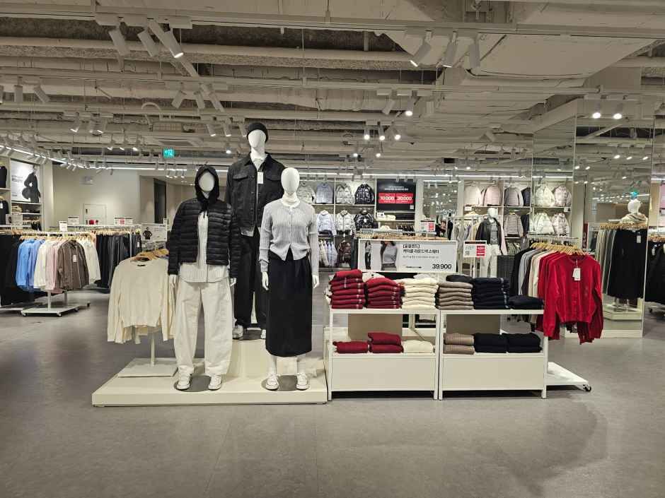 [事後免税店]SPAO（スパオ）・イースクエアアンサンジュンアン（安山中央）店(스파오 이스퀘어 안산중앙점)