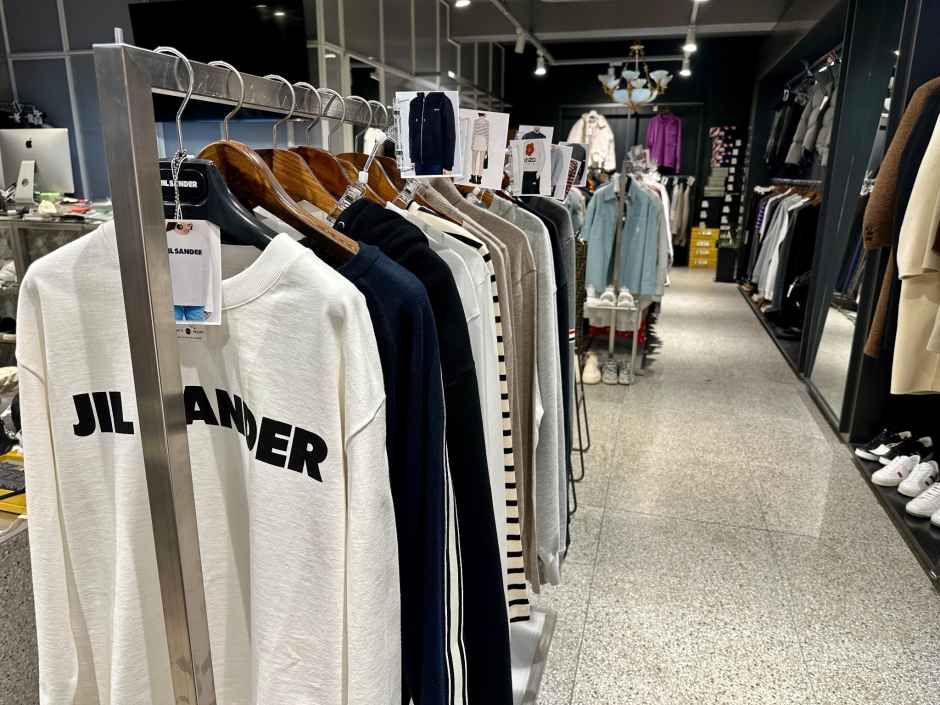 Noble Coco Dosan Branch [Tax Refund Shop](노블코코 도산점)