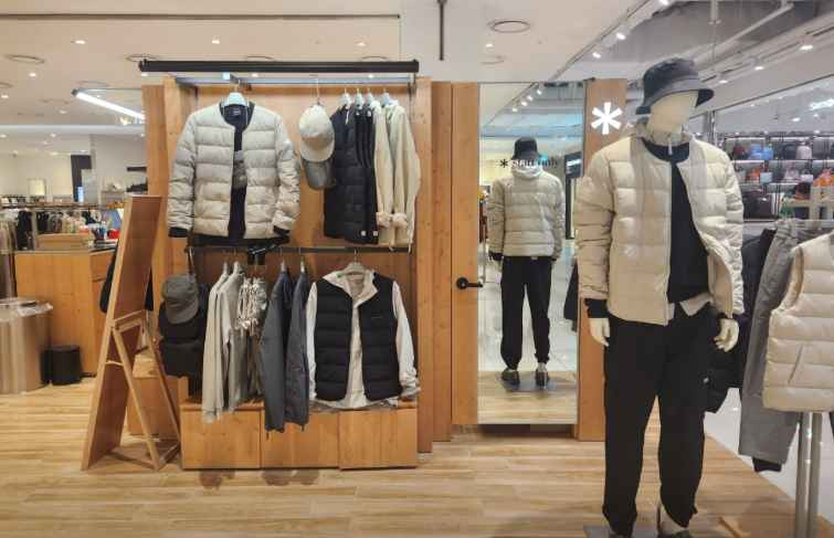 [事后免税店]雪峰 乐天奥特莱斯首尔站店(스노우피크 롯데아울렛 서울역점)