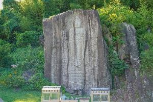 함양 덕전리 마애여래입상(덕전리 마애불상)