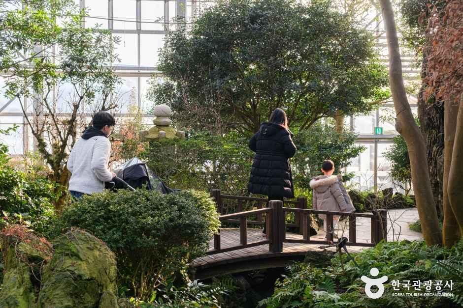 화성 우리꽃식물원