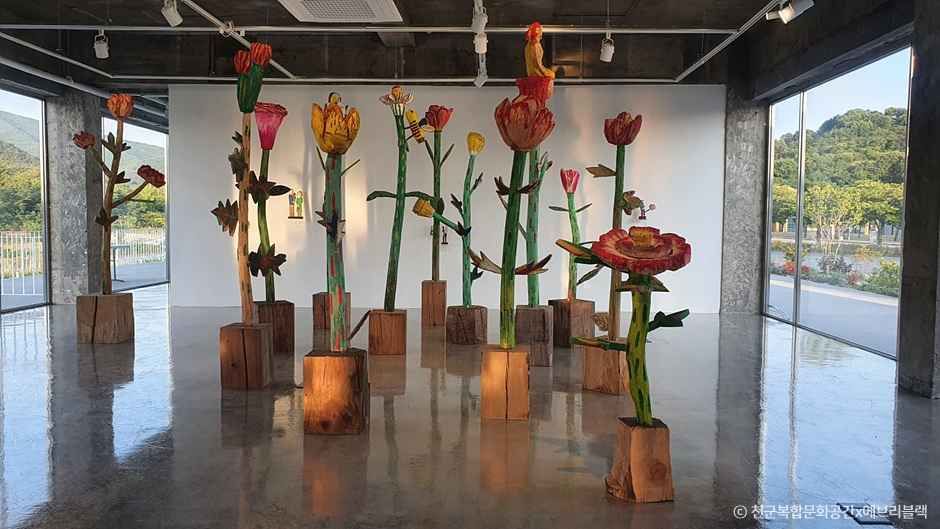 경주_천군복합문화공간x에브리블랙 (12).jpg