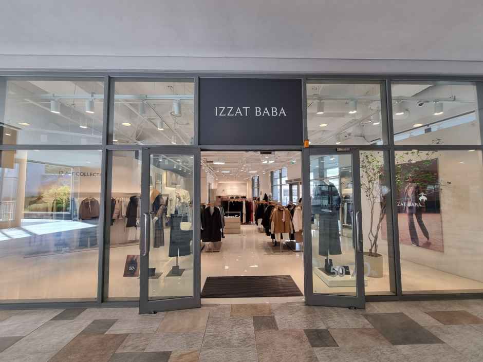 Izzababa Lotte Premium Outlets Icheon Branch