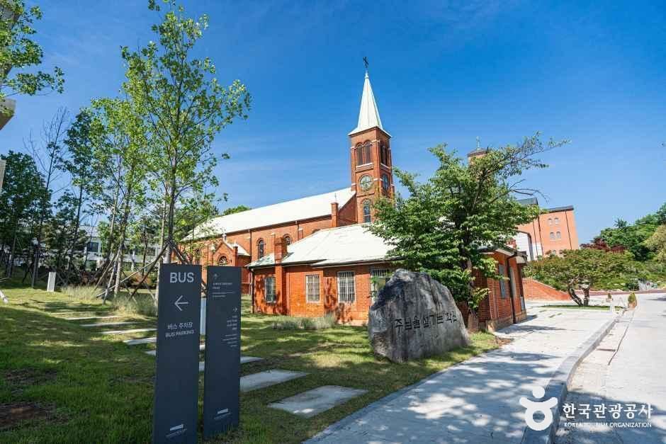 聖ベネディクト会倭館修道院（성베네딕도회 왜관수도원）