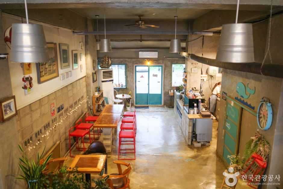 Cafe Ebada