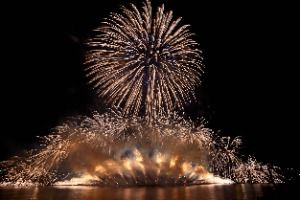 ソウル世界花火祭り（한화와 함께하는 서울세계불꽃축제）