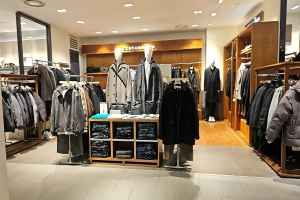 Customellow - Lotte Department Store - Store Ansan Branch [Tax Refund Shop](커스텀멜로우 롯데백화점 안산점)