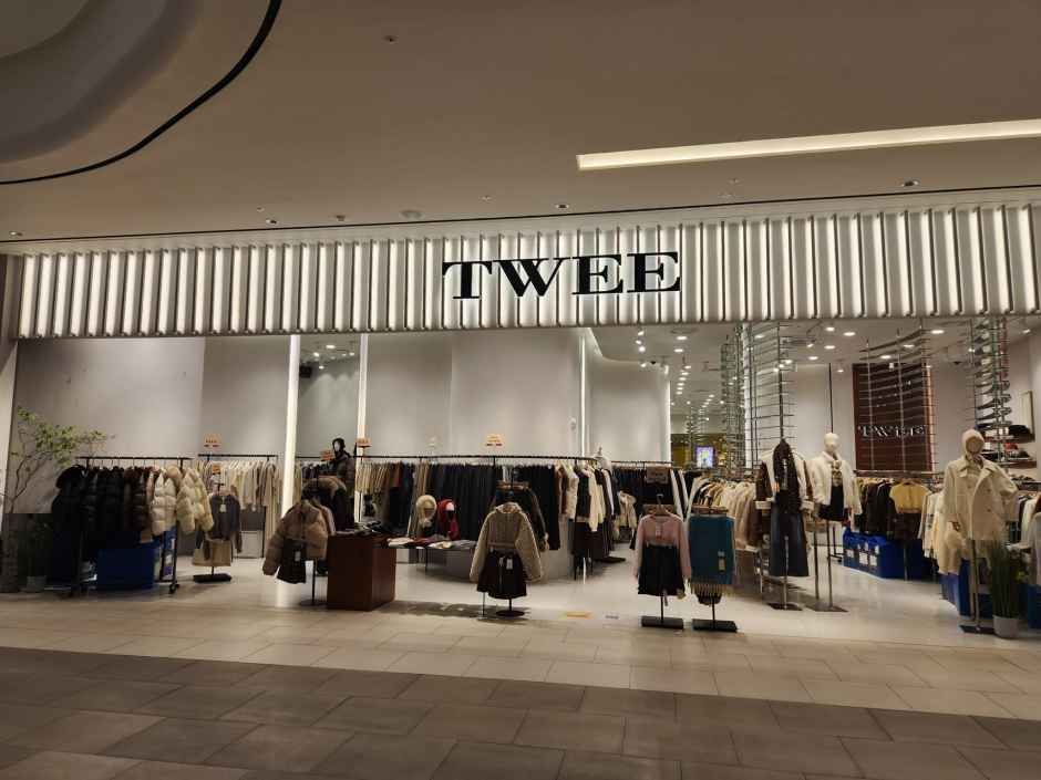 [事後免税店] TWEE（トゥウィー）・スターフィールドスウォン（水原）店(트위 스타필드 수원점)