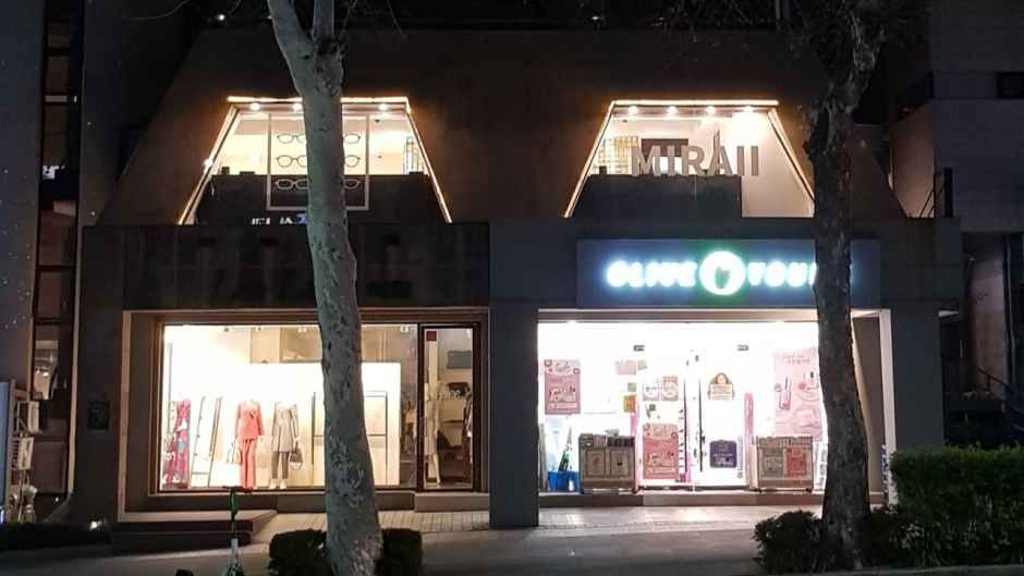 Miraii Optical [Tax Refund Shop](미라이안경)