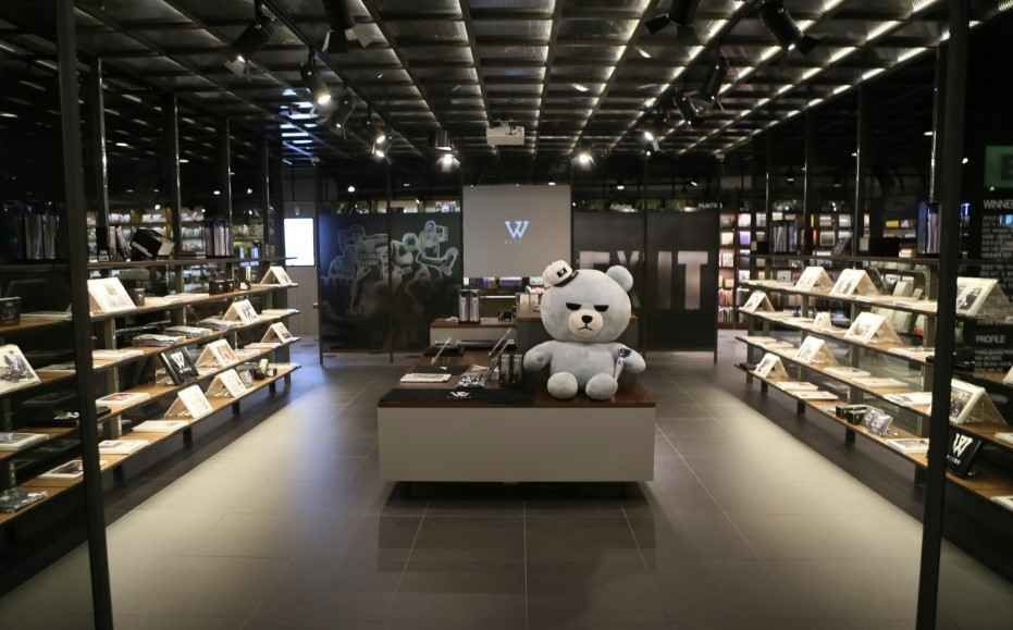 핫트랙스 현대아울렛 동대문점