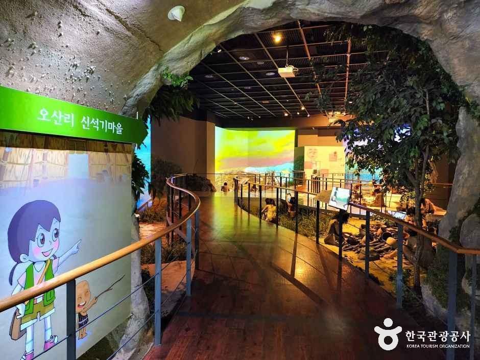 강원_양양_오산리 선사유적박물관_내부_3.jpg