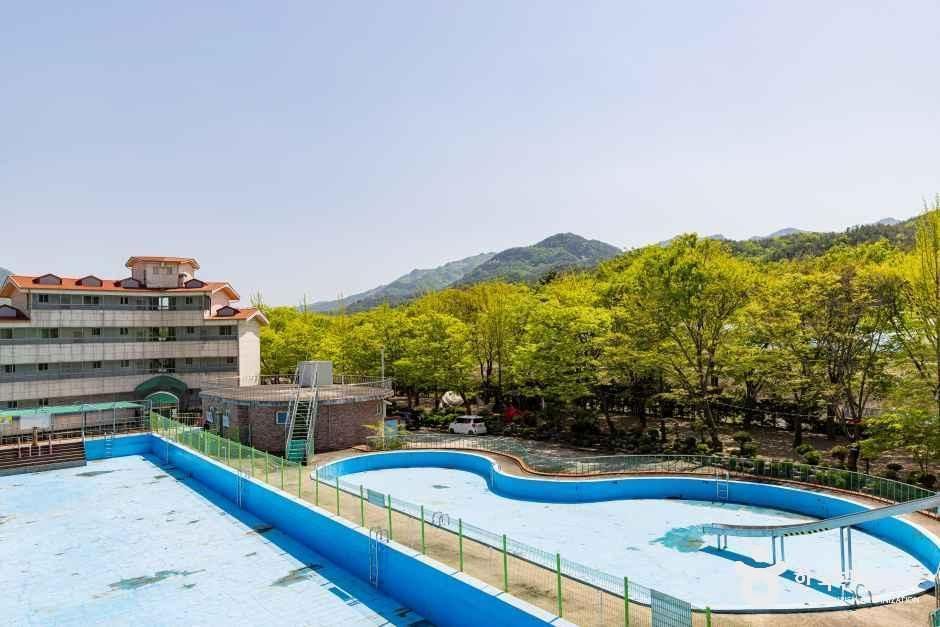 청천 화양동관광농원 초롱이캠핑장