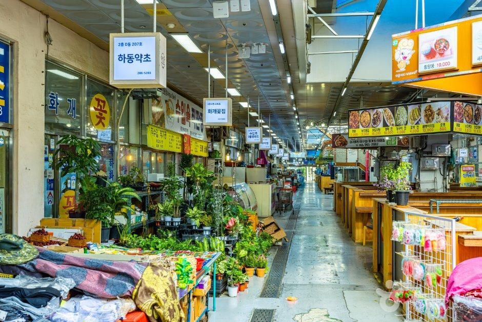 상남시장 - 경상남도 창원시 성산구 마디미로 28 관광 명소