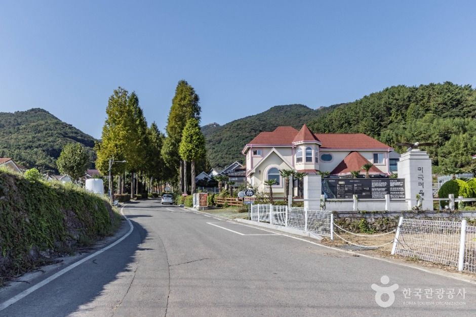 美国村