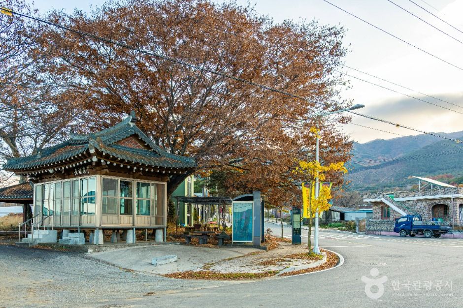 춘향허브마을