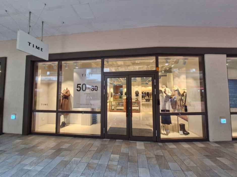 Time - Shinsegae Simon Premium Outlet Siheung Branch [Tax Refund Shop] (타임 신세계사이먼프리미엄아울렛 시흥점)