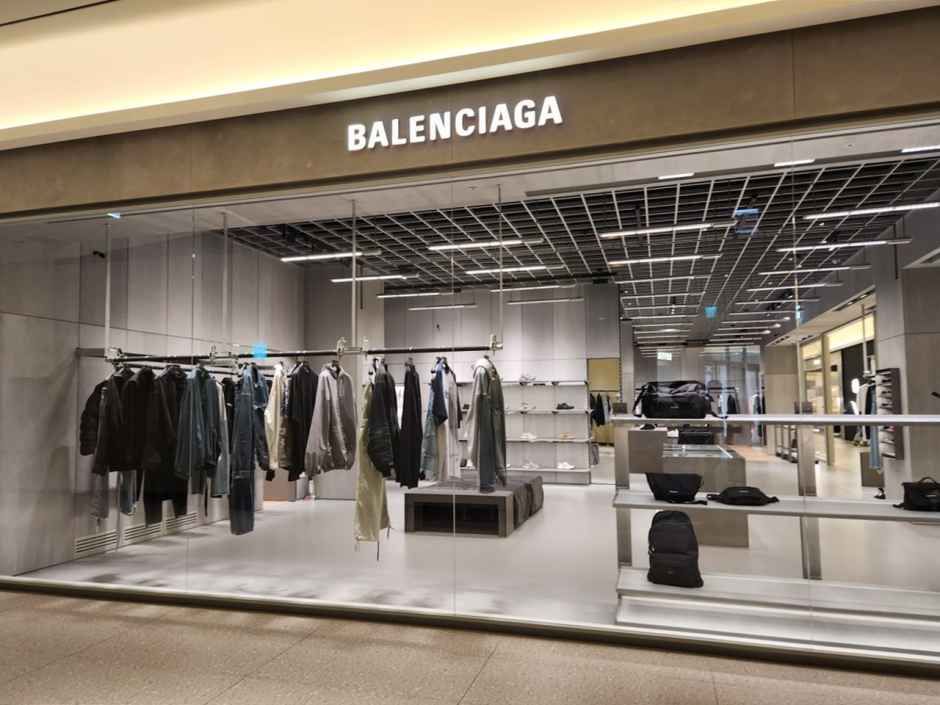[事後免税店] BALENCIAGA（バレンシアガ）・タイムビラススウォン（水原）店(발렌시아가 타임빌라스 수원점)