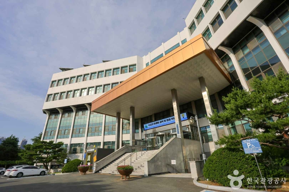 Daegu Creative Convergence Education Center