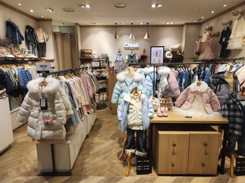 치크 NC 신구로점