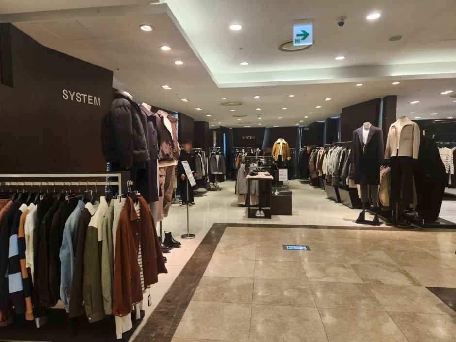 System Homme Hyundai Outlet Gasan Branch