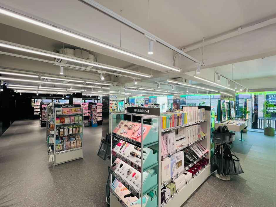 [事後免税店]Olive Young・カンヌン（江陵）タウン(올리브영 강릉 타운)